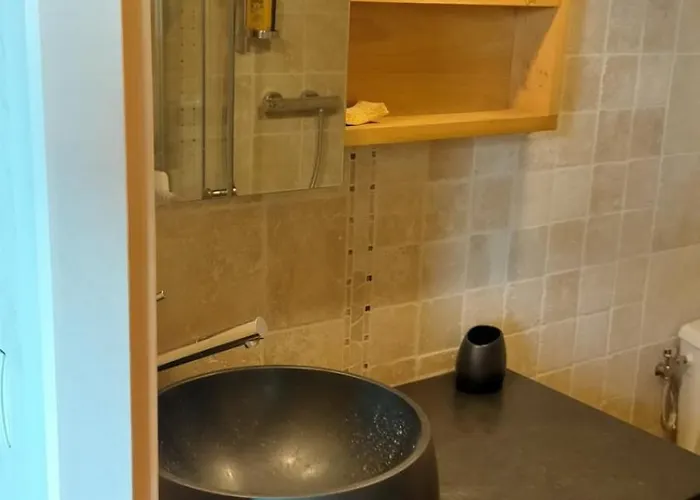 Le 121 - Palace Le Bernascon *