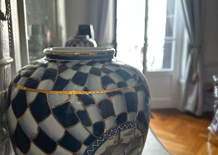 Le 121 - Palace Le Bernascon Lägenhet