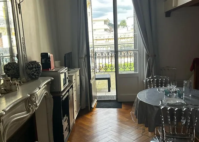 Le 121 - Palace Le Bernascon * Aix-les-Bains